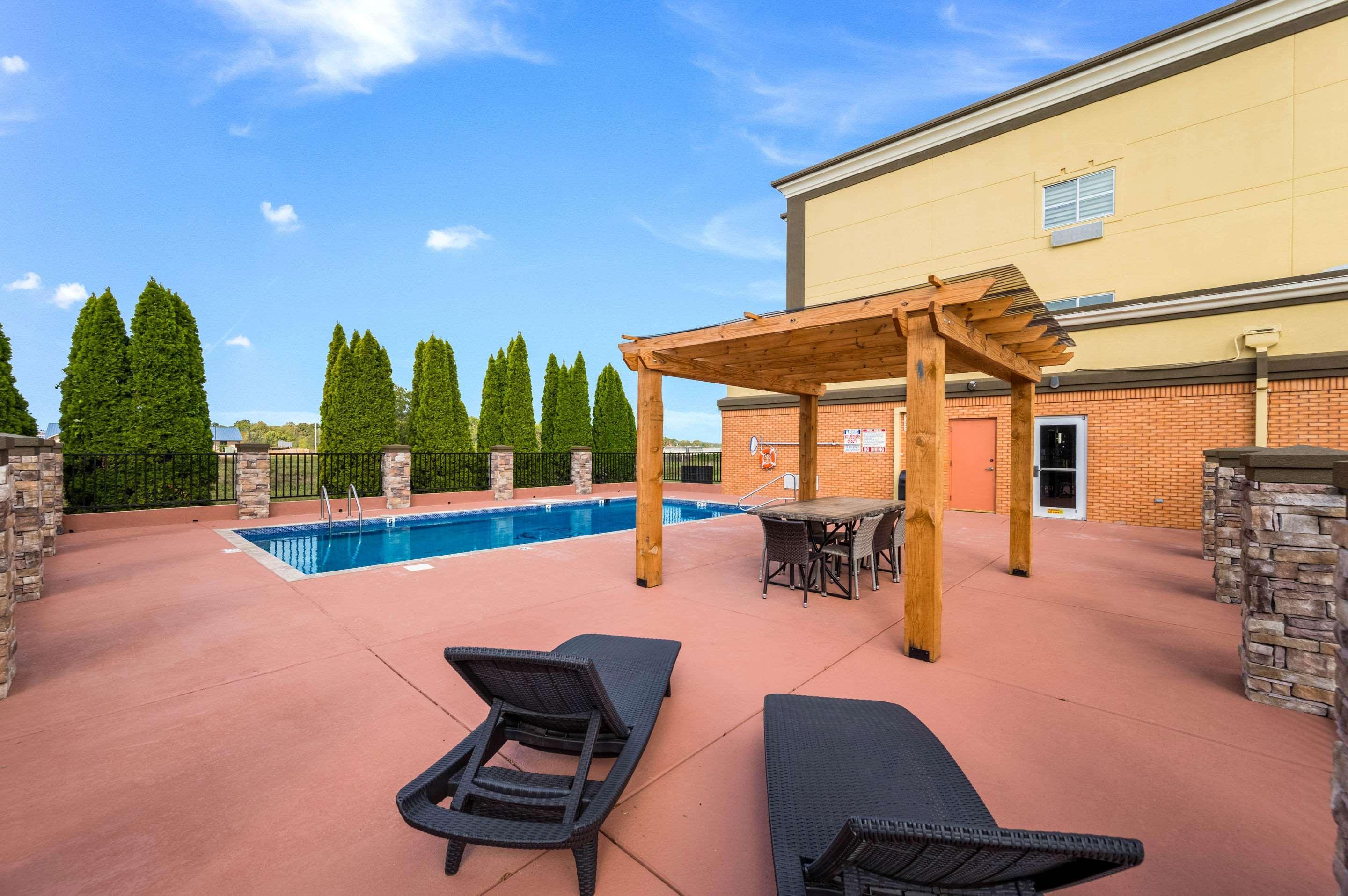 Clarion Pointe Madison-Huntsville Εξωτερικό φωτογραφία