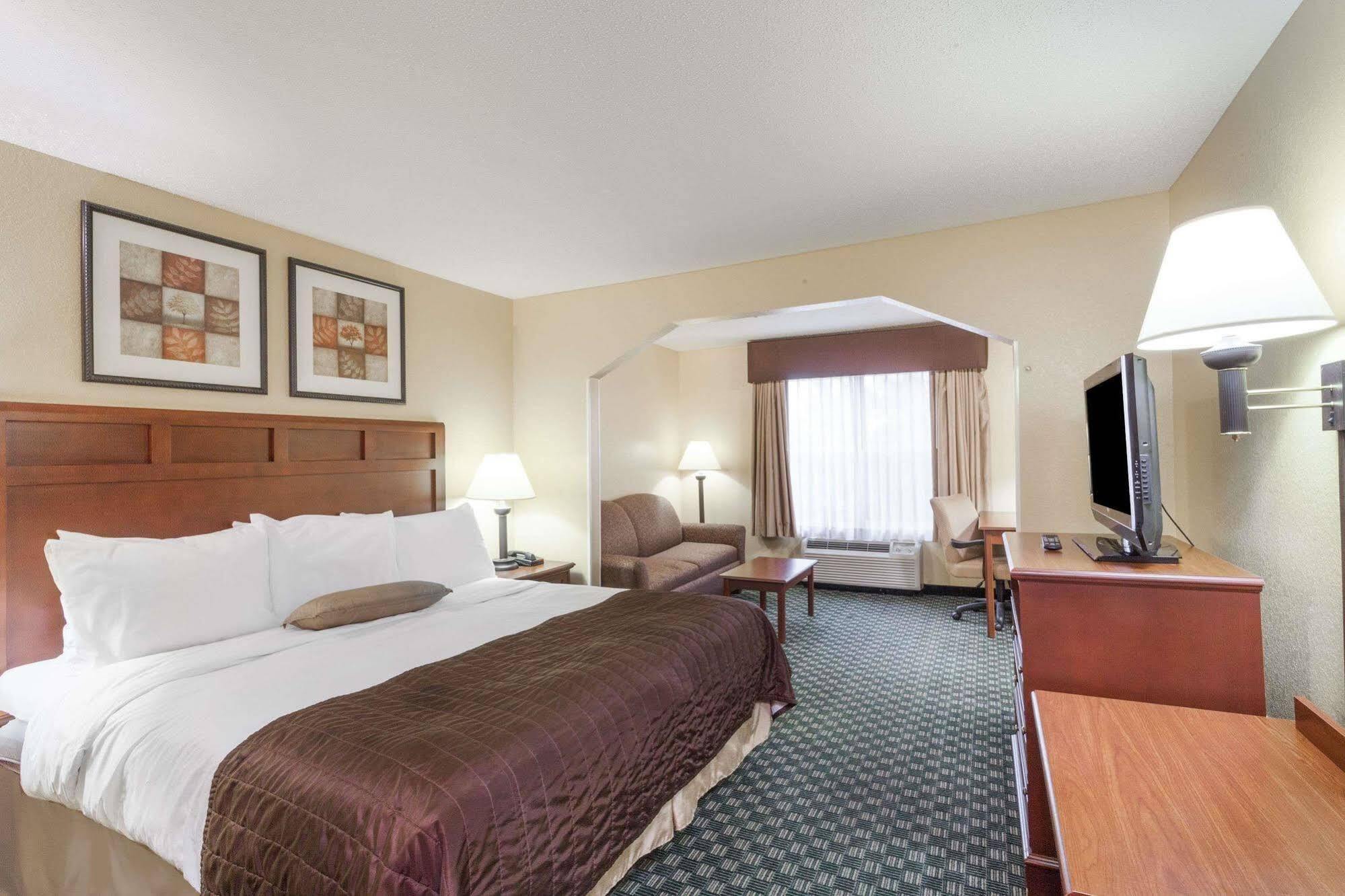 Clarion Pointe Madison-Huntsville Εξωτερικό φωτογραφία